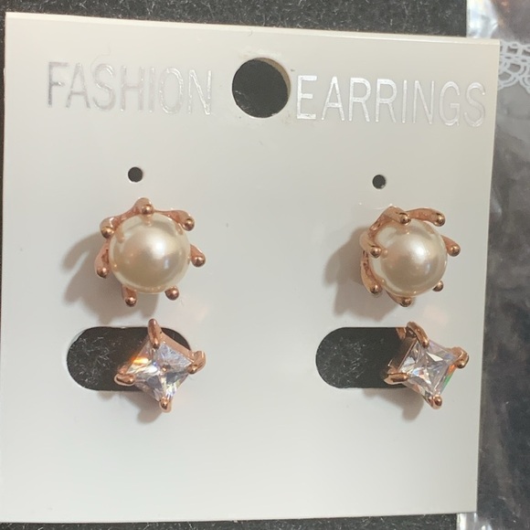 NIP Gold Tone Faux Pearl Stud Ear Jacket Fashion Earrings - Picture 3 of 7